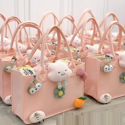 Portable Companion Hand Gift Bag Cute Hand Bag Japanese Doll Birthday Gift Packaging Bag